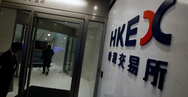 Entrada de la Bolsa de Hong Kong (HKEX, según sus siglas en ingles). REUTERS/Bobby Yip