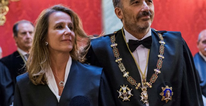 La jueza Carmen Lamela junto a Manuel Marchena.   RODRIGO JIMÉNEZ/EFE