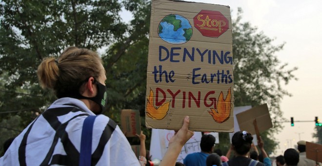 Jóvenes durante la huelga mundial por el clima en Nueva Delhi. REUTERS