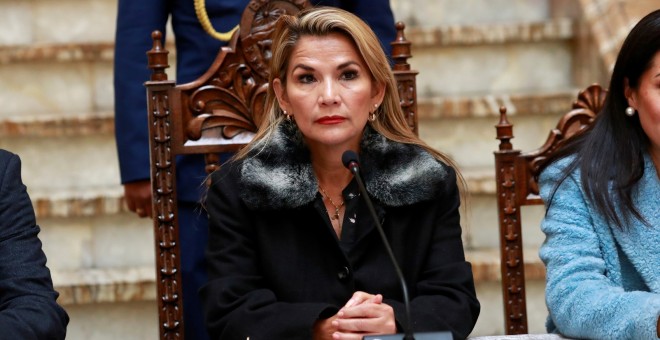 15/11/2019 - La opositora Jeanine Áñez, autoproclamada presidenta de Bolivia. / REUTERS - HENRY ROMERO