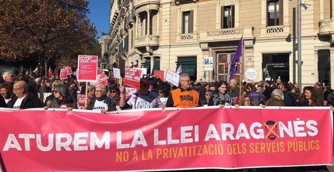 Pancarta de la manifestació contra la Llei Aragonès. EUROPA PRESS.