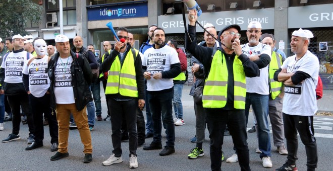 Protesta dels treballadors de General Cable contra l'ERO. ÀLEX RECOLONS.