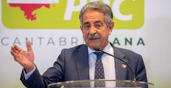 El presidente de Cantabria y fundador del Partido Regionalista de Cantabria, Miguel Ángel Revilla. - EFE