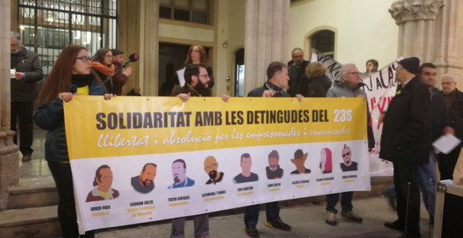 Acte recent de suport als CDR detinguts.