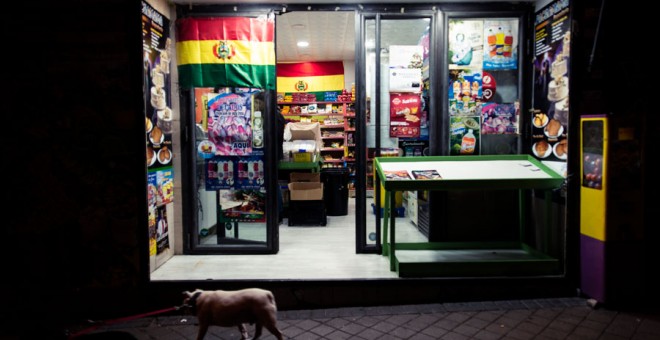 Una tienda boliviana en Usera. SANDRA BLANCO