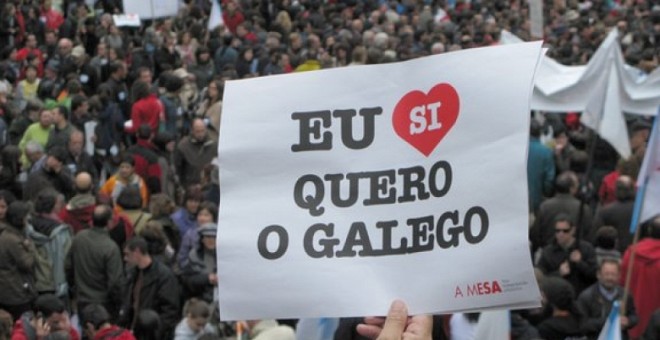Manifestación por la defensa del gallego. MESA POLA NORMALIZACIÓN LINGÜÍSTICA