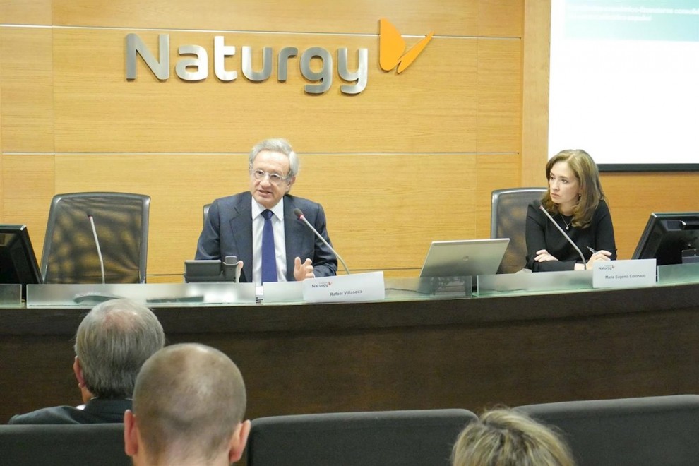 El presidente de la Fundación Naturgy, Rafael Villaseca, en la presentación del informe 'Situación económico-financiera de las principales empresas del sector eléctrico en España'. E.P.