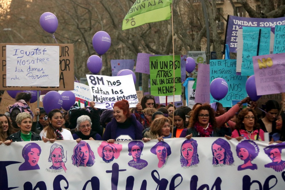 Bloc de dones migrades i/o racialitzades a la manifestació feminista del 8 de març de 2019. ACN