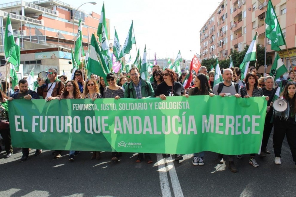 Teresa Rodríguez, Toni Valero y otros líderes de la izquierda andaluza, en la manifestación del 28-F. Europa Press
