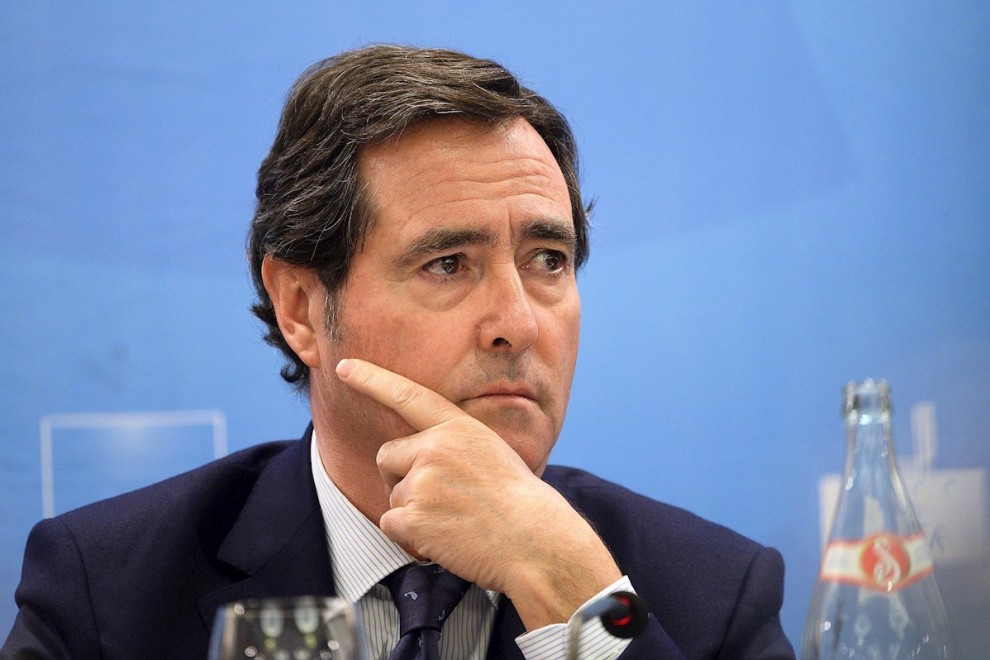 El presidente de la CEOE, Antonio Garamendi, durante su participación este jueves en el foro Económico de El Diario Montañes en Santander. EFE