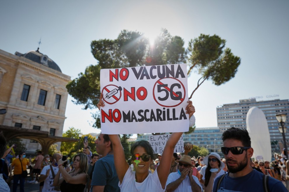 Manifestación contra el uso obligatorio de mascarillas en la plaza de Colón de Madrid. /Europa Press