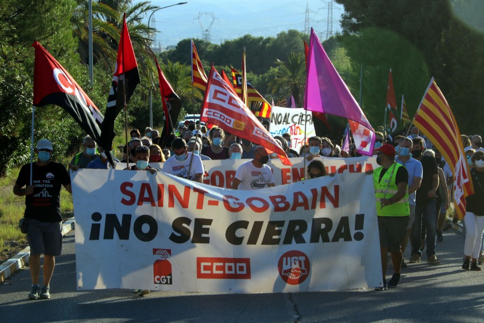 Una manifestación de trabajadores de Saint-Gobain. Àlex Recolons / ACN