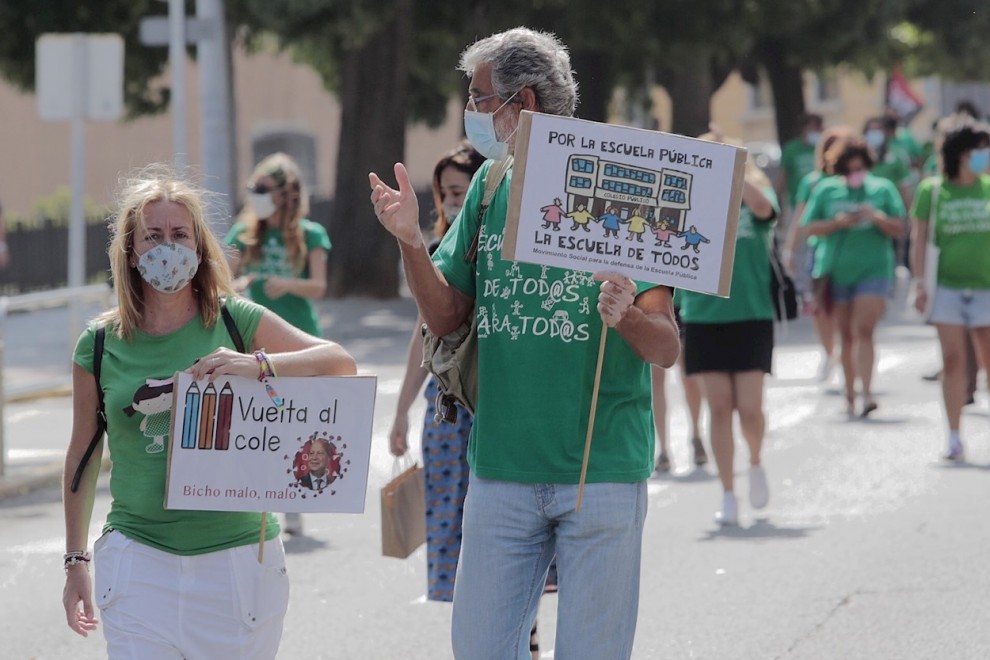 Los docentes de Madrid irán a la huelga los días 22 y 23 de septiembre. EFE/Romá