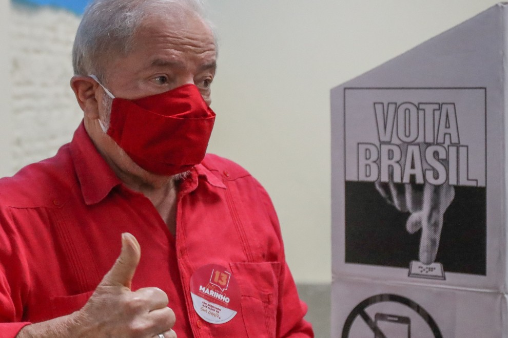 El expresidente Luiz Inácio Lula da Silva votó en São Bernardo do Campos (São Paulo).