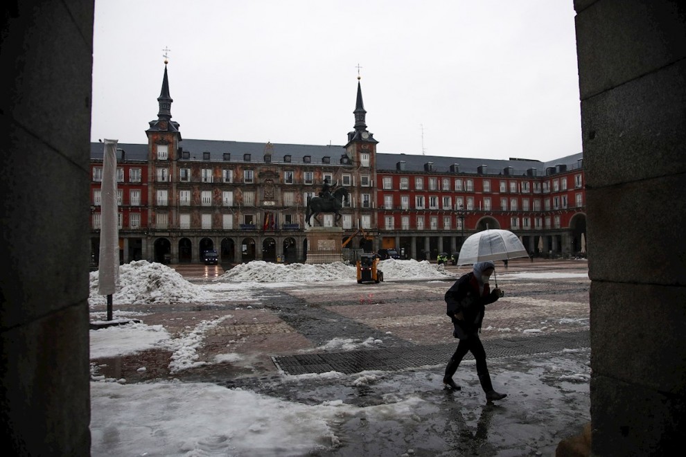 Lluvia en Plaza Mayor de Madrid
