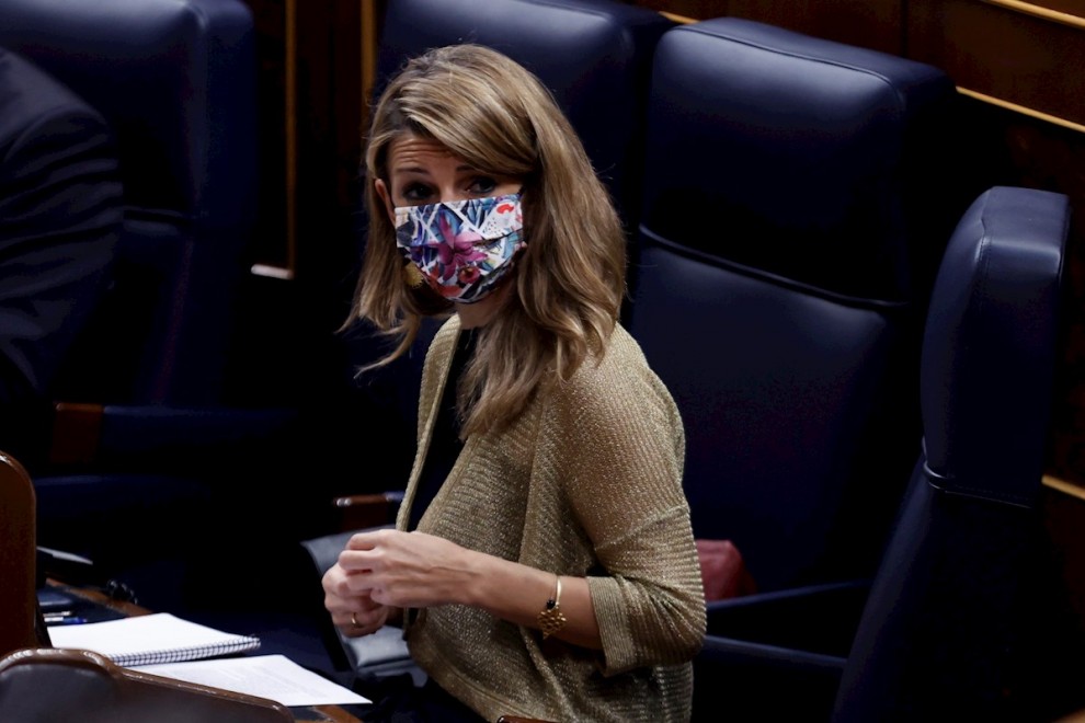 La ministra de Trabajo Yolanda Díaz, durante el pleno del Congreso de los Diputados en la sesión de control al Gobierno.