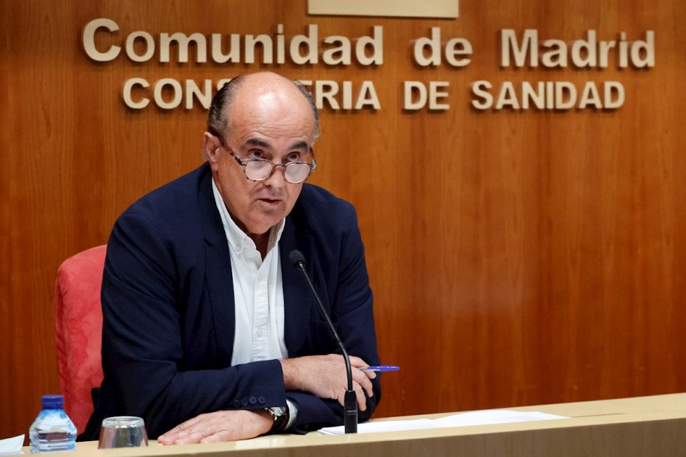 El viceconsejero de Salud Pública y Plan COVID-19 de la Comunidad de Madrid, Antonio Zapatero, ofrece una rueda de prensa este viernes en Madrid para ofrecer datos actualizados sobre la situación epidemiológica y asistencial en la región por coronavirus.
