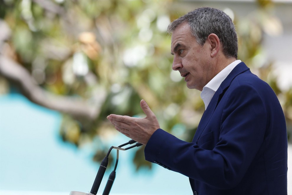 El expresidente del Gobierno, José Luis Rodríguez Zapatero, defiende los indultos a los presos catalanes.