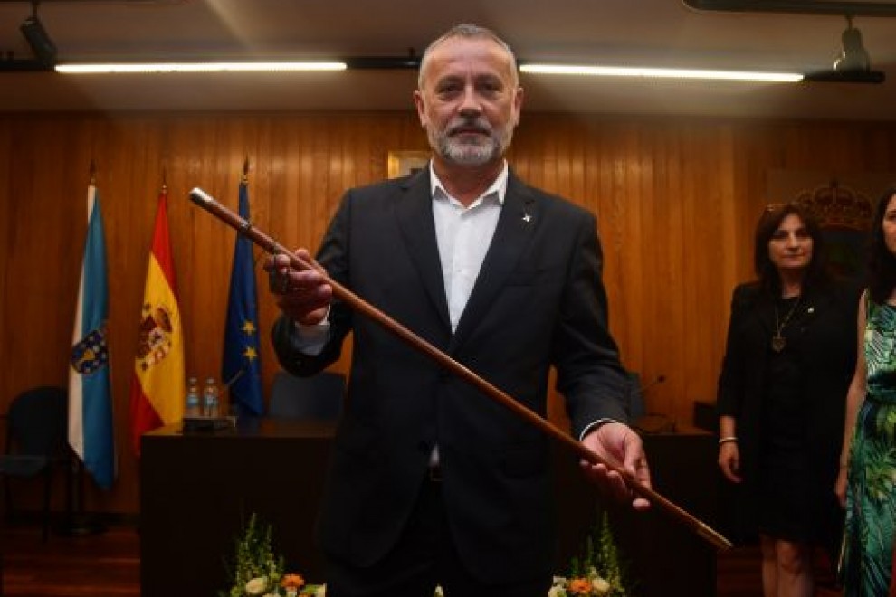Imagen de archivo de Óscar García Patiño, alcalde de Cambre, durante el pleno de investidura. - Concello de Cambre