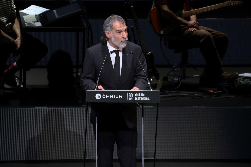 El president d'Òmnium Cultural, Jordi Cuixart, durant la 71a Nit de Santa Llúcia al TNC