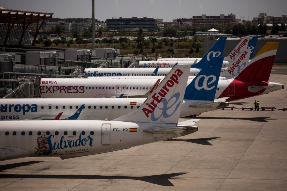 Varios aviones de Air Europa en la terminal T4 del Aeropuerto Adolfo Suárez Madrid-Barajas. E.P./Alejandro Martínez Vélez