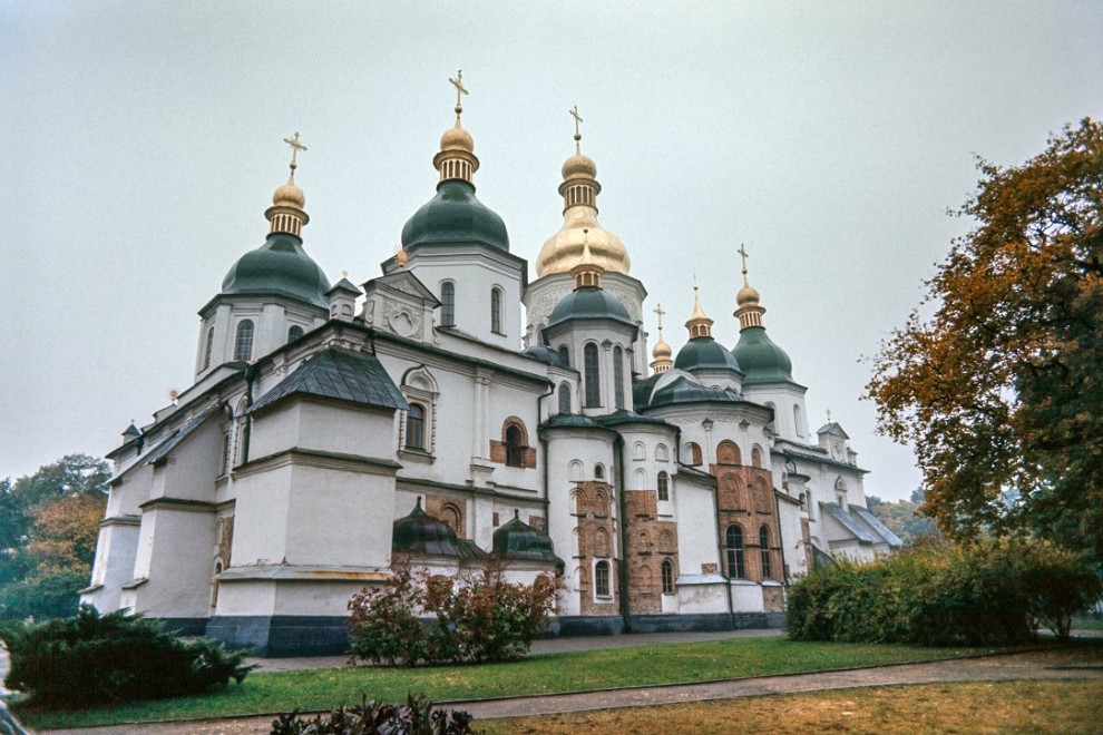 Foto tomada en octubre de 1975 en Kiev de la catedral medieval de Santa Sofía.