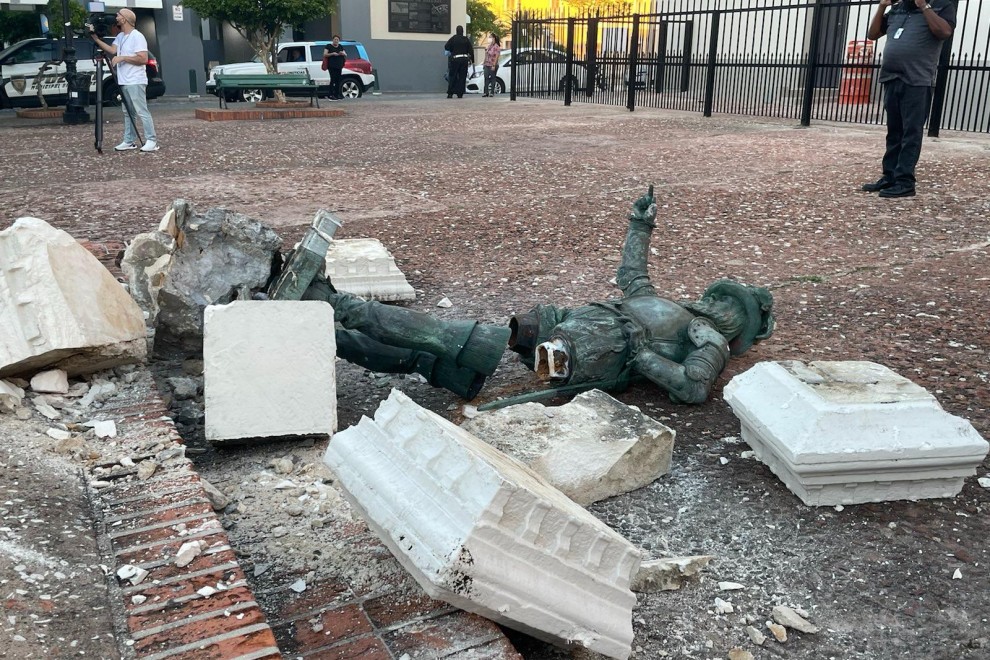 9/8/22 Estatua de Ponce de León, conquistador de Puerto Rico, derribada el día que Felipe VI llegó a la ciudad en enero de 2021.