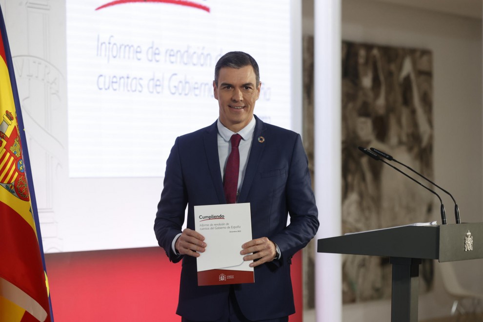 El presidente del Gobierno, Pedro Sánchez comparece antes los medios tras el Consejo de Ministros celebrado en el Palacio de La Moncloa en Madrid este martes