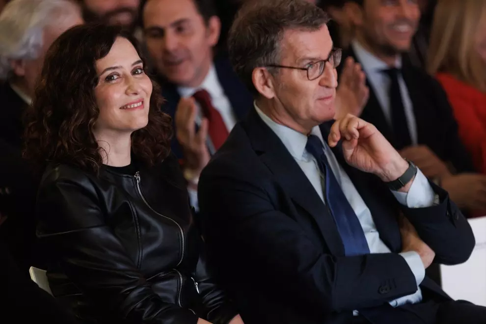 20/1/23 La presidenta de la Comunidad de Madrid, Isabel Díaz Ayuso, y el líder del PP, Alberto Núñez Feijóo, el pasado viernes en Fitur.