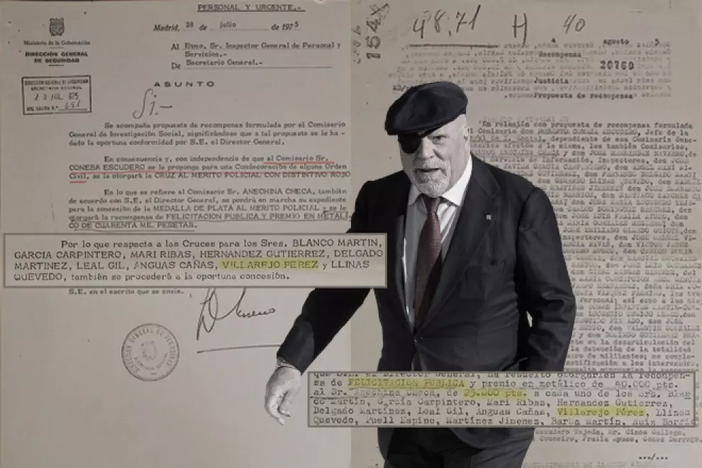 El comisario jubilado José Manuel Villarejo, en un montaje con los documentos sobre la recompensa y condecoración que ganó en la operación policial contra el FRAP, en el verano de 1975