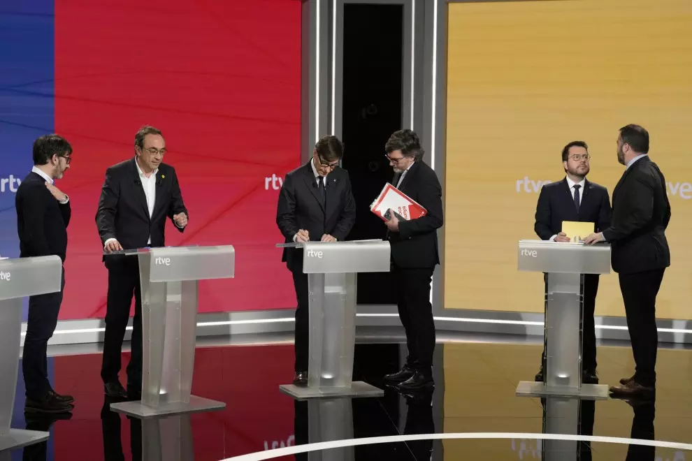Los posibles pactos tras el 12M marcan el debate electoral de TVE, en el que se amplía el acuerdo antifascista