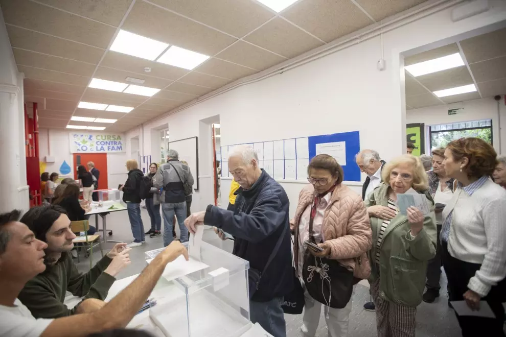DIRECTO | Abren los colegios electorales en Catalunya