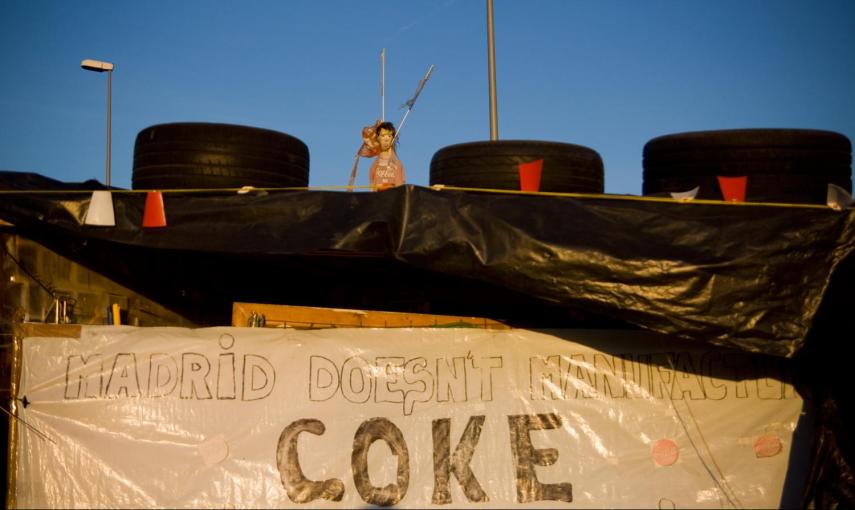 Caseta del campamento de los trabajadores de Coca-Cola en Fuenlabrada, Madrid, contra el cierre de la planta embotelladora. -JAIRO VARGAS