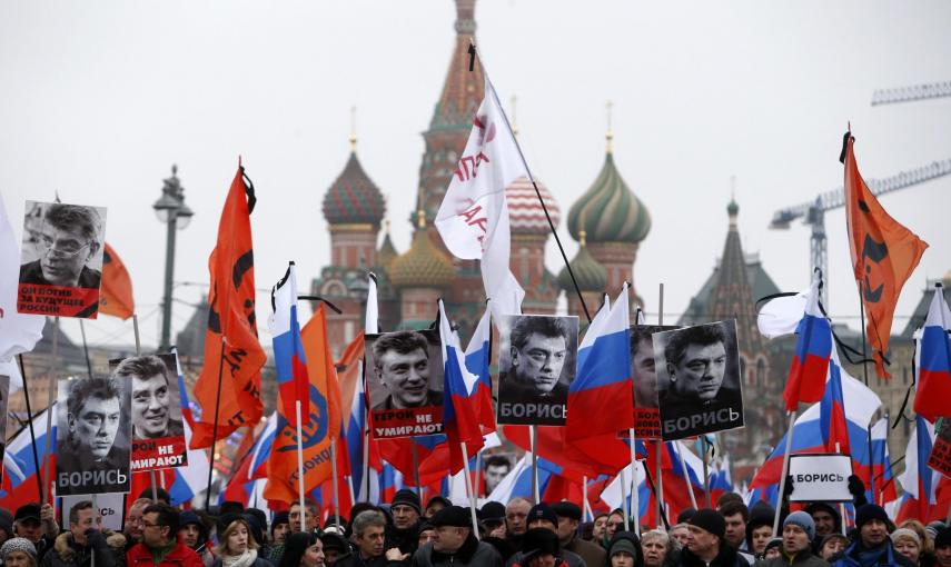 Manifestación en Moscú en honor al líder opositor recientemente asesinado. REUTERS