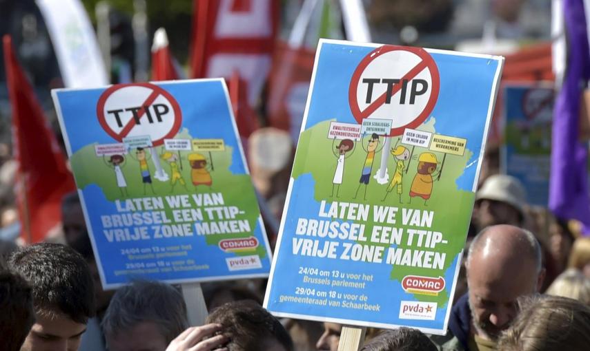 Marcha en Bruselas contra el TTIP. REUTERS/Eric Vidal