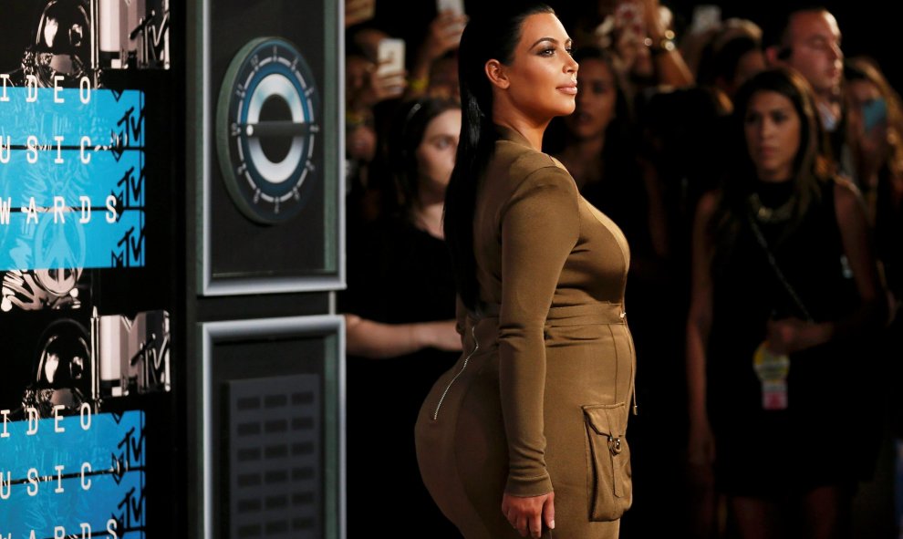 Kim Kardashian volvió a mostrar su curvas y su embarazo.