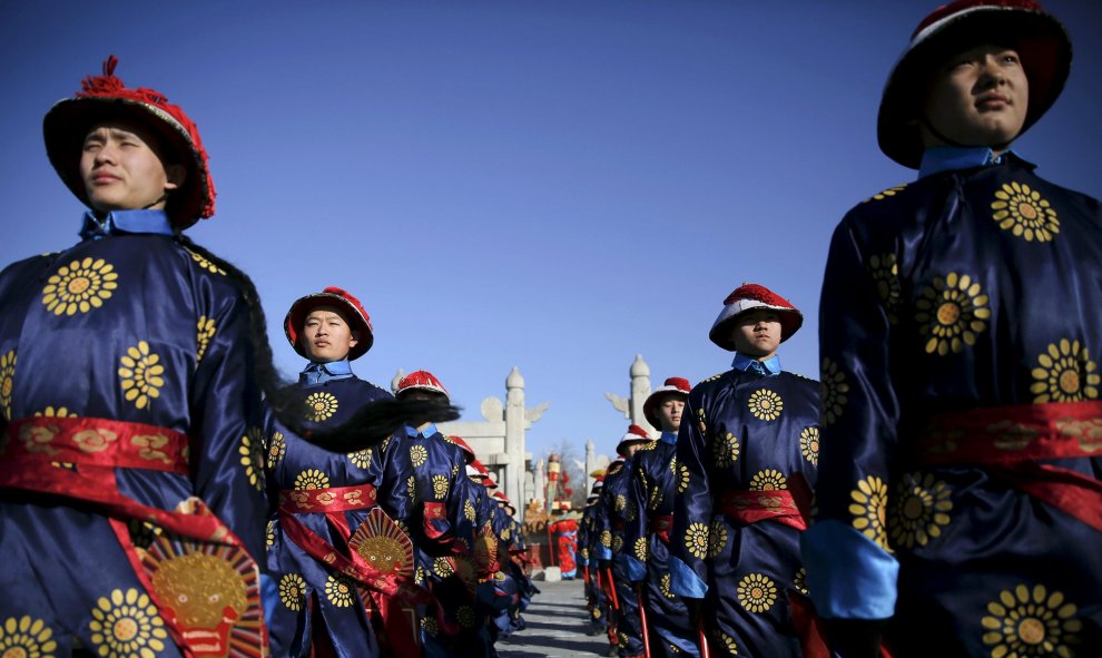 Celebración del Año Nuevo Chino en el Templo de la Tierra de Pekín, China. REUTERS/Damir Sagolj
