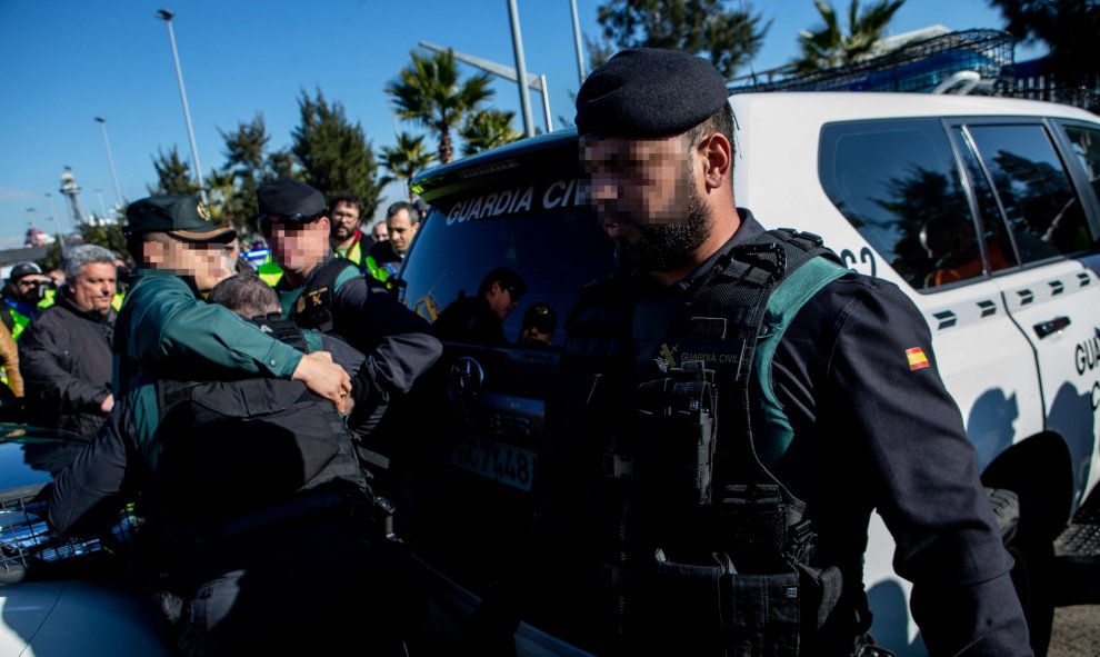 Los Mossos investigan unas setenta denuncias por daños y agresiones ocurridos desde el pasado viernes en Barcelona | EFE