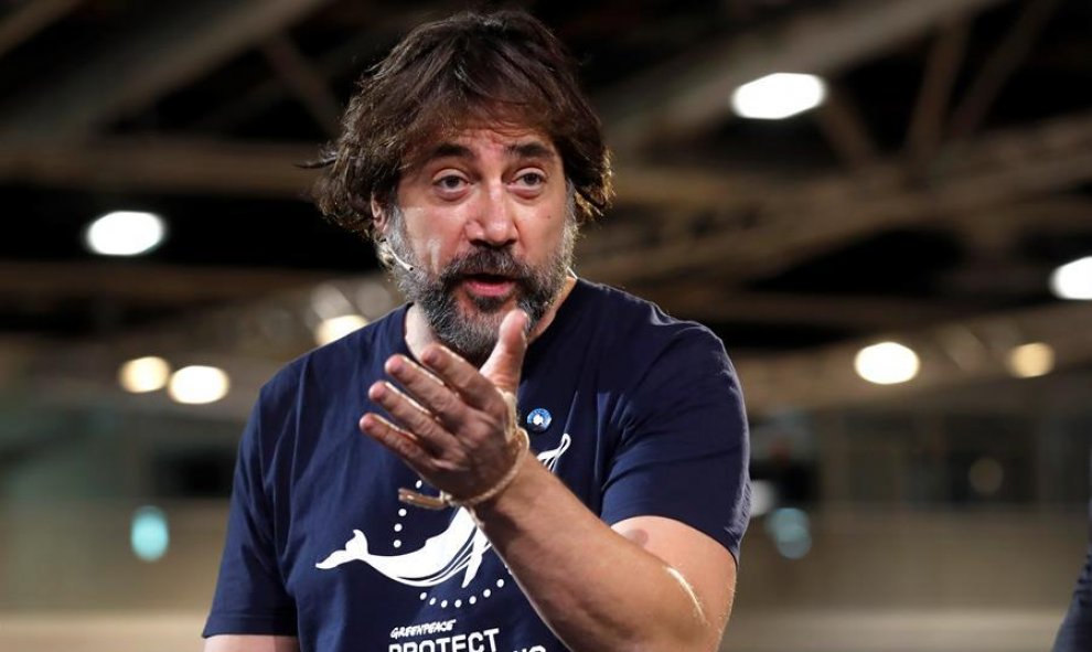 El actor español Javier Bardem durante su intervención en un evento sobre la protección de los océanos, dentro de la quinta jornada de la Cumbre del Clima que se celebra estos días en Madrid. EFE/Chema Moya