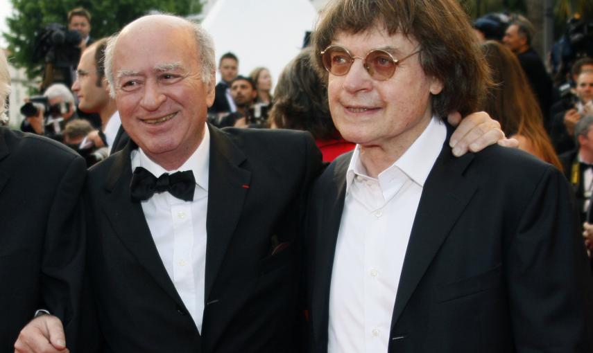 Una foto de archivo de los caricaturistas Georges Wolinski y Cabu (tomada en mayo de 2008 en el Festival de Cannes), dos de los muertos en el ataque a la redacción de la revista satírica 'Charlie Hebdo'. REUTERS/Jean-Paul Pelissier
