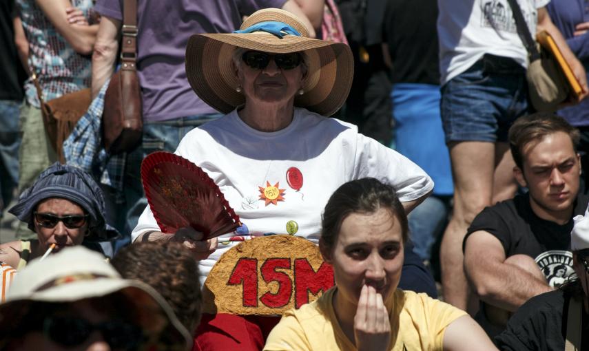 Una de las asambleas celebradas en la Puerta del Sol para celebrar el cuarto aniversario del 15M. REUTERS/Andrea Comas