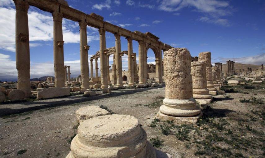 Vista del recorrido por las ruinas de la ciudadela, en el oasis de Palmira. AFP