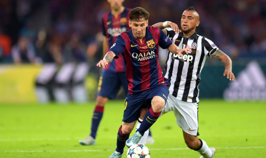 Messi controla el balón durante la final celebrada en el Estadio Olímpico de Berlín.- FEDERICO GAMBARINI (EFE)