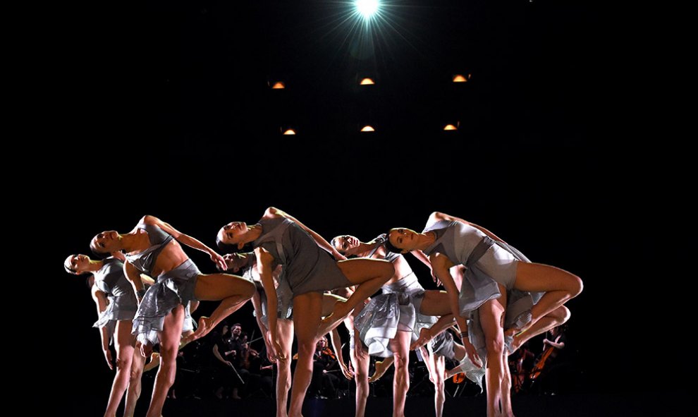 Un ensayo de la Sydney Dance Company. Tras la temporada en Sydney, Australiaís, empresa líder en danza contemporánea, realizará una gira por Hong Kong y Alemania.- WILLIAM OESTE (AFP)