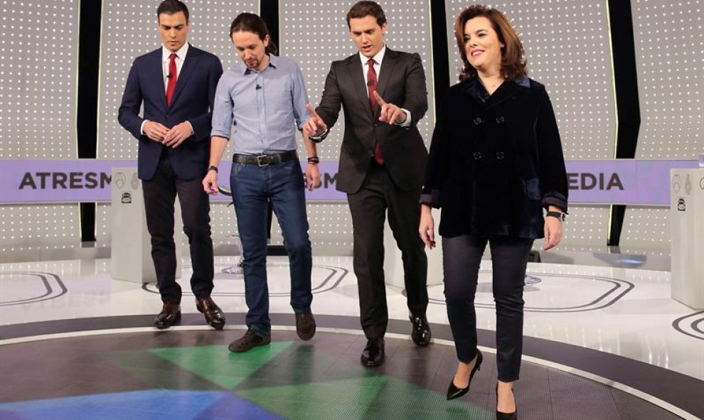 Sáenz de Santamaría, Sánchez, Iglesias y Rivera, antes del debate. EFE/Ballesteros