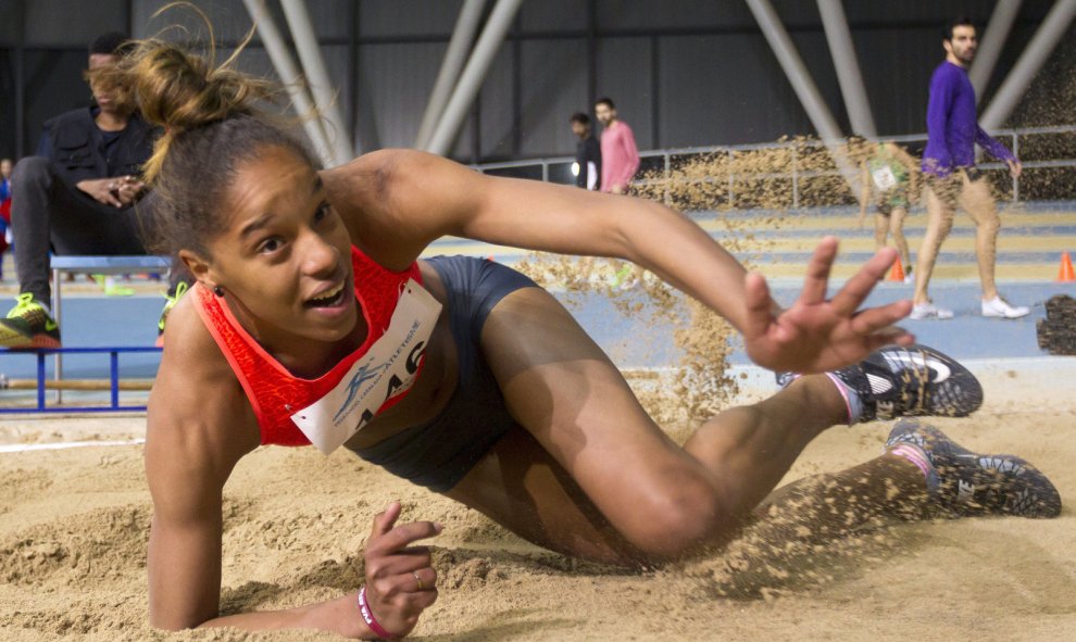 La saltadora venezolana de triple salto Yolimar Rojas durante su participación en el Mitin del Centenario de la Federación Catalana de Atletismo (FCA), celebrado en la pista cubierta de Sabadell. EFE/Quique García