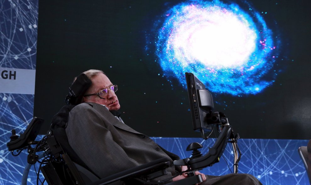 Stephen Hawking durante la presentación del proyecto Starshot. REUTERS/Lucas Jackson