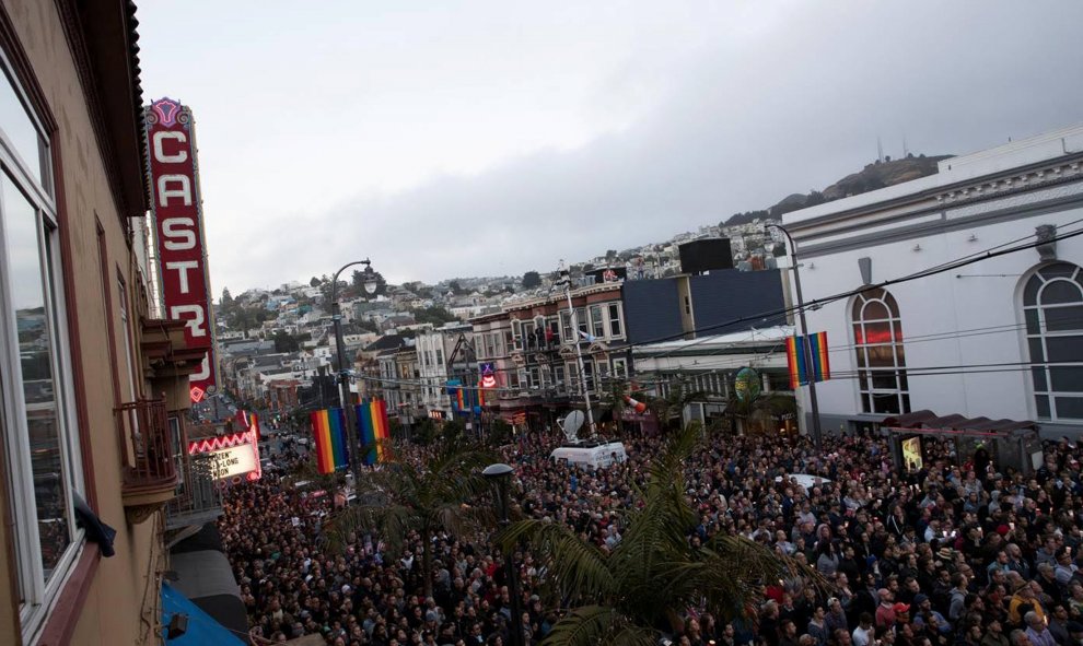 Decenas de personas se manifiestan contra la masacre de Orlando en las calles de San Francisco, California, EEUU.- REUTERS
