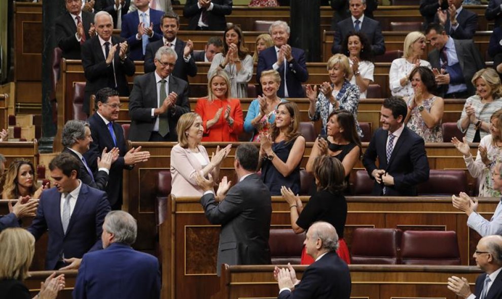 Ana Pastor (PP) elegida como presidenta del Congreso con 169 votos a favor/EFE