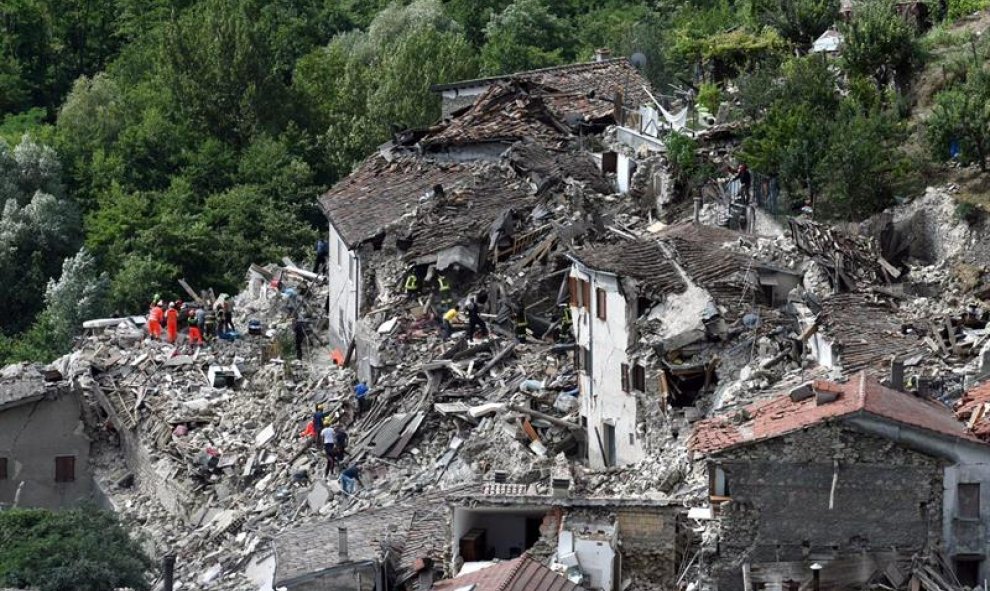 Vista general de los destrozos en Pescara del Tronto, cerca de la localidad de Arquata del Tronto/EFE